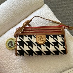 Spartina 449 wristlet wallet - NWT